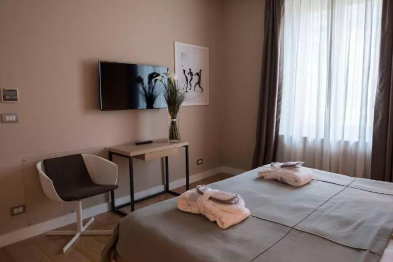 Escalus Luxury Suites Verona Bagian luar foto