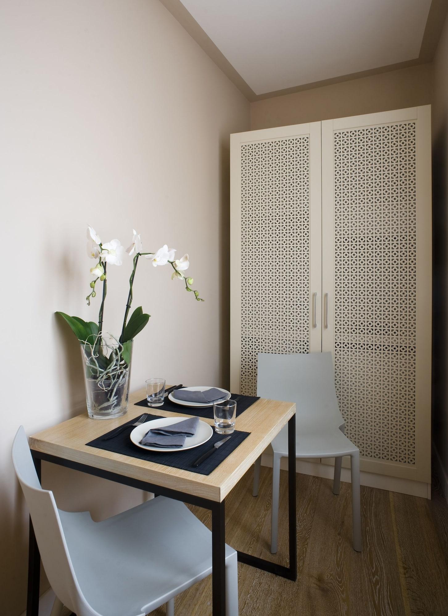 Escalus Luxury Suites Verona Bagian luar foto