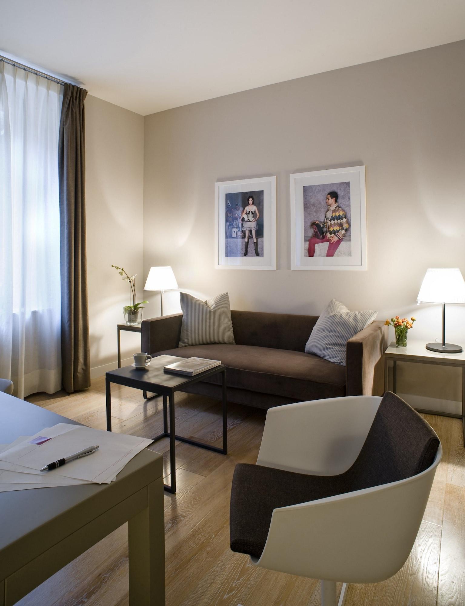 Escalus Luxury Suites Verona Bagian luar foto