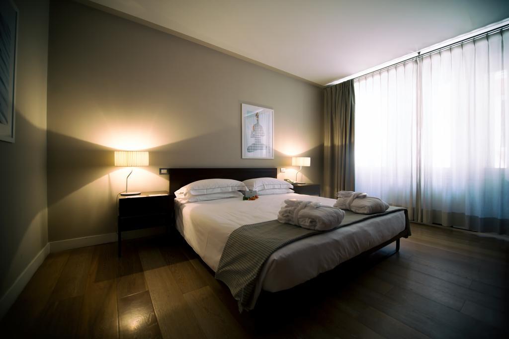 Escalus Luxury Suites Verona Bagian luar foto