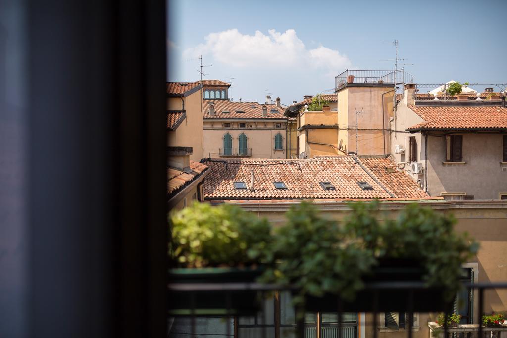 Escalus Luxury Suites Verona Bagian luar foto