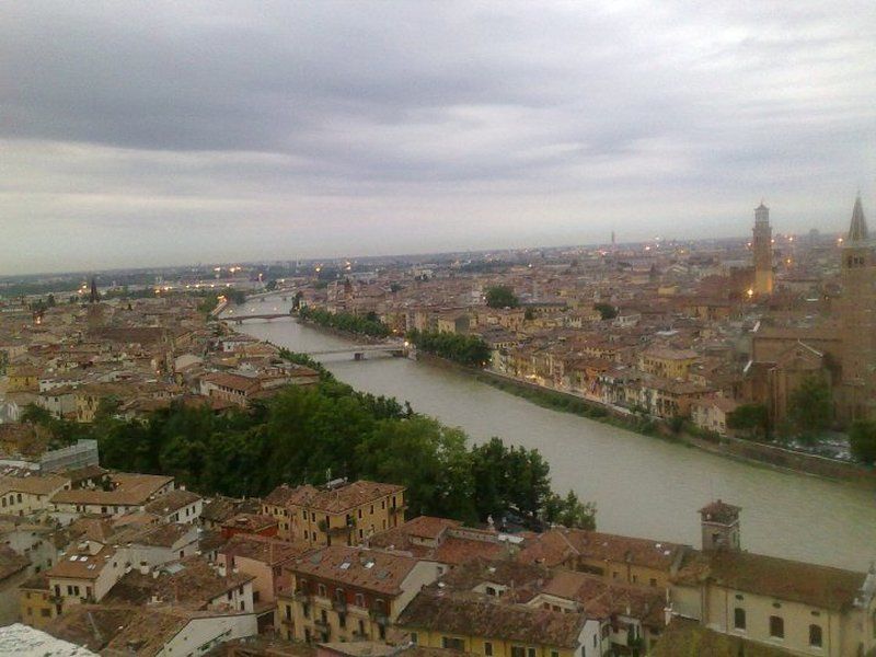 Escalus Luxury Suites Verona Bagian luar foto